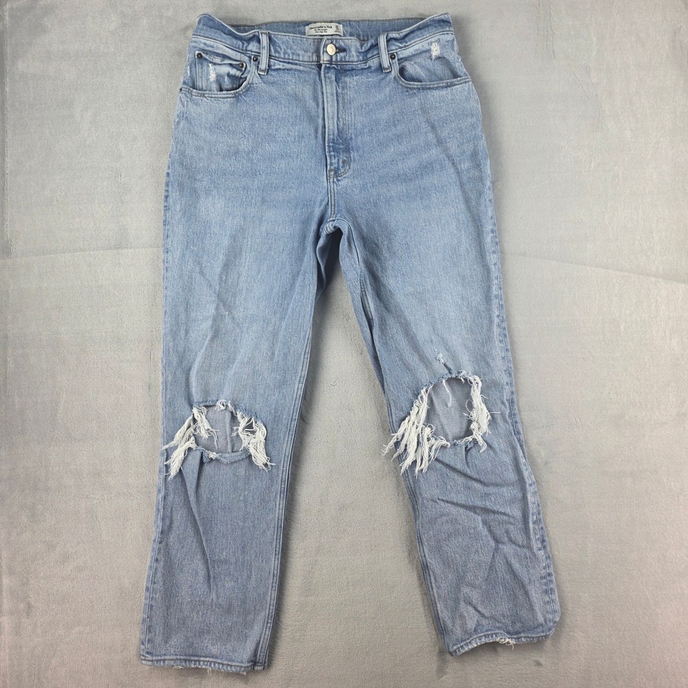 Abercrombie & Fitch The 90s Straight Ultra High Rise Jean 32/14R Light Wash Dist